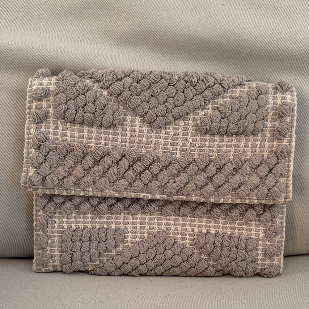 Woven Textured Clutch Wristlet in Light Gray
